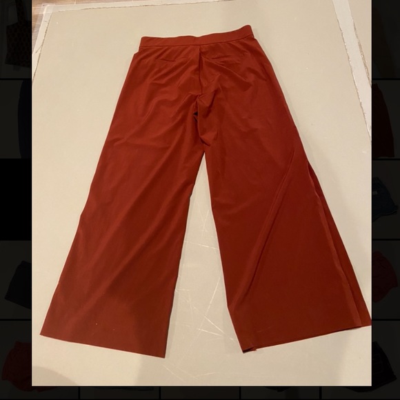 Athleta maroon wide leg pants - Picture 2 of 3